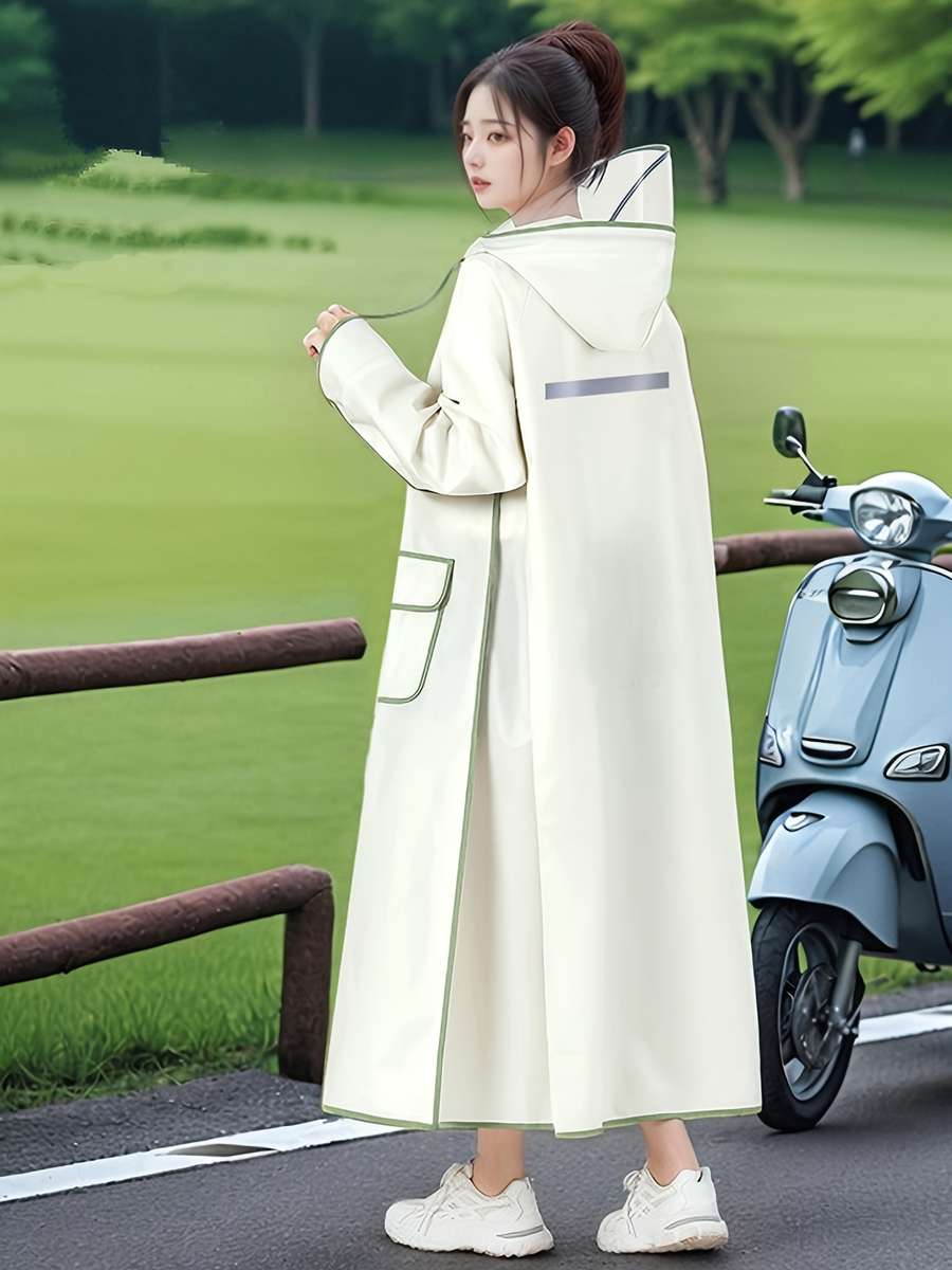 Raincoat Ivory White Size Asian M