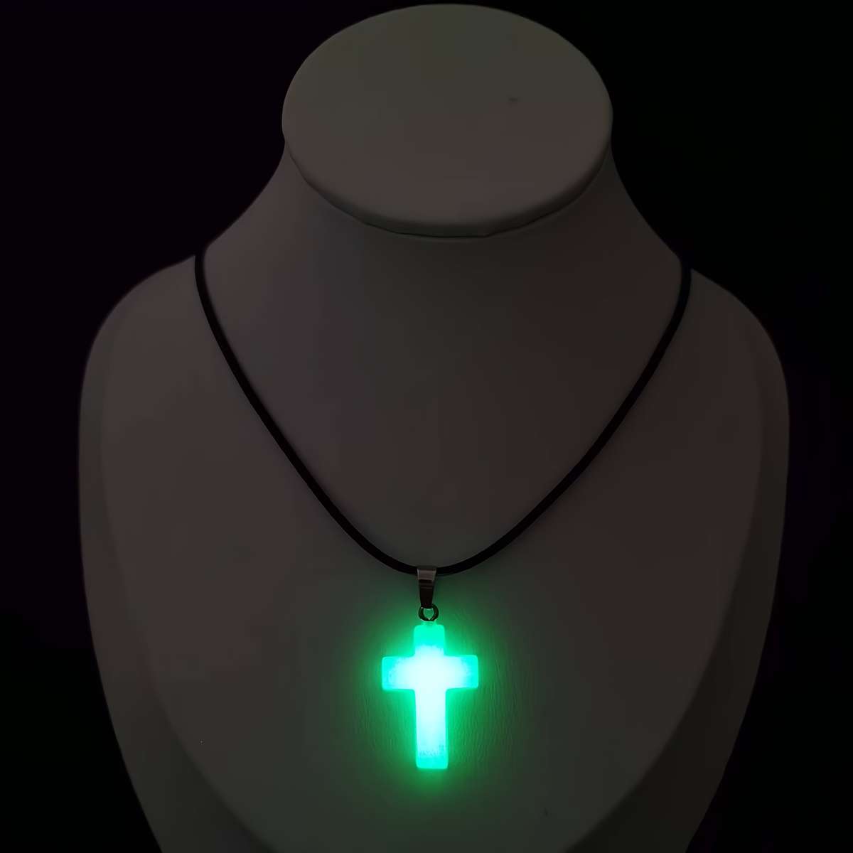 1 Piece Cross Jesus Theme Pendant