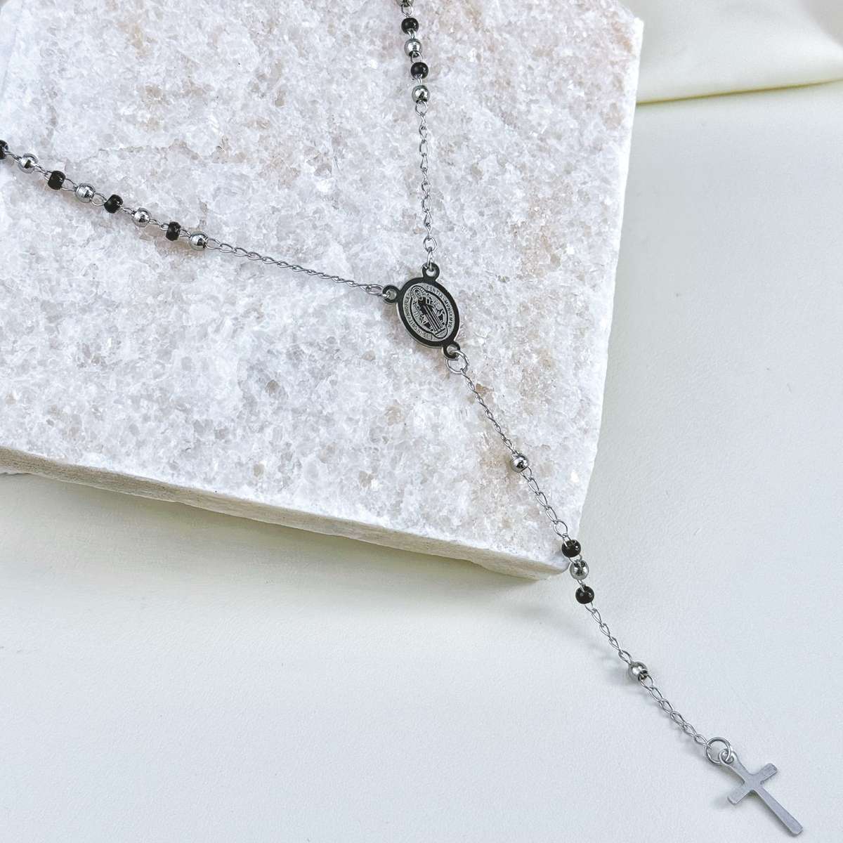 1 Piece Golden Add Silvery Jesus Theme Pendant