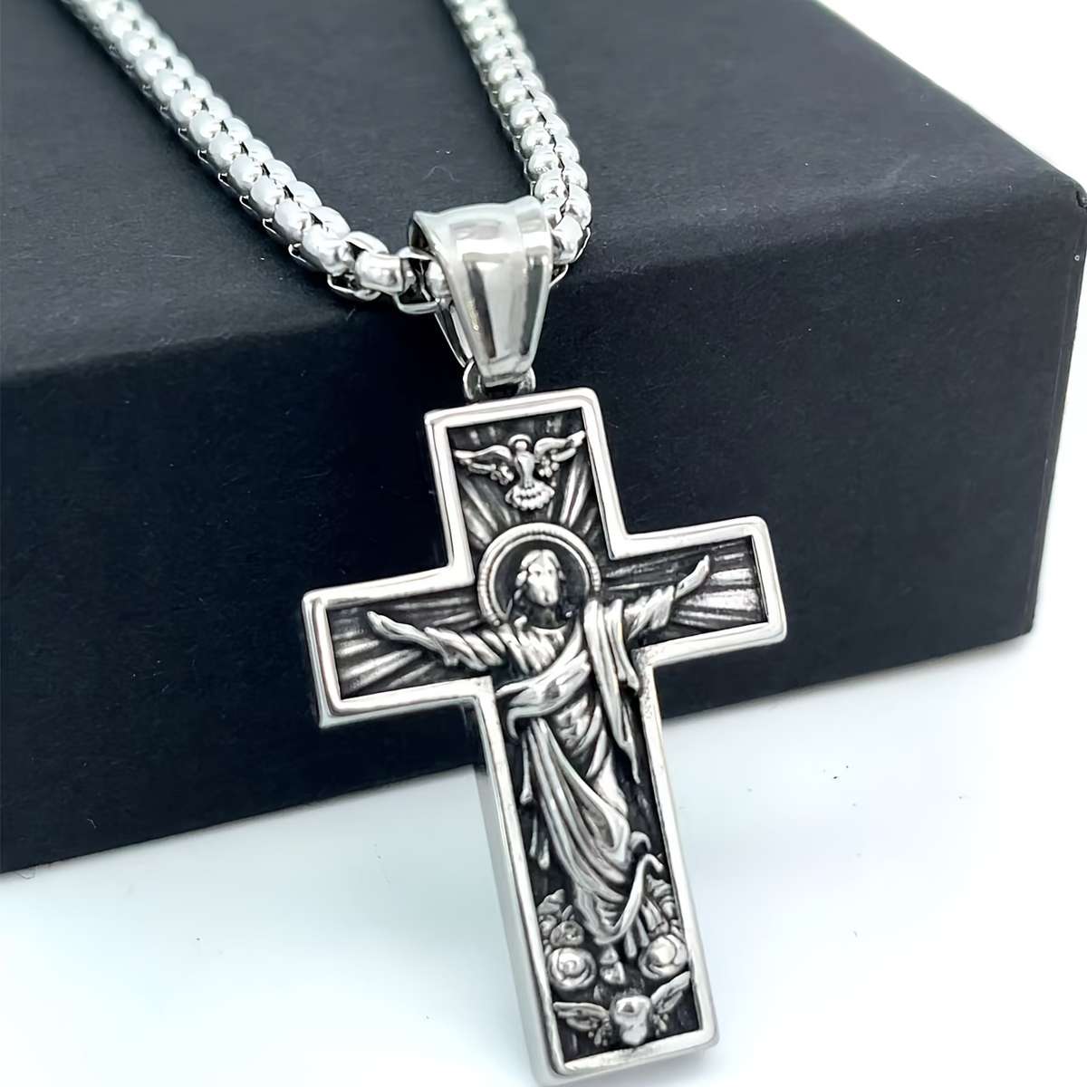 1 Piece Golden Jesus Theme Pendant