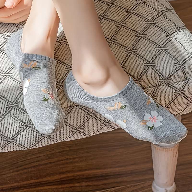 5 Pairs Of Mixed Colors One Size High Elastic Socks