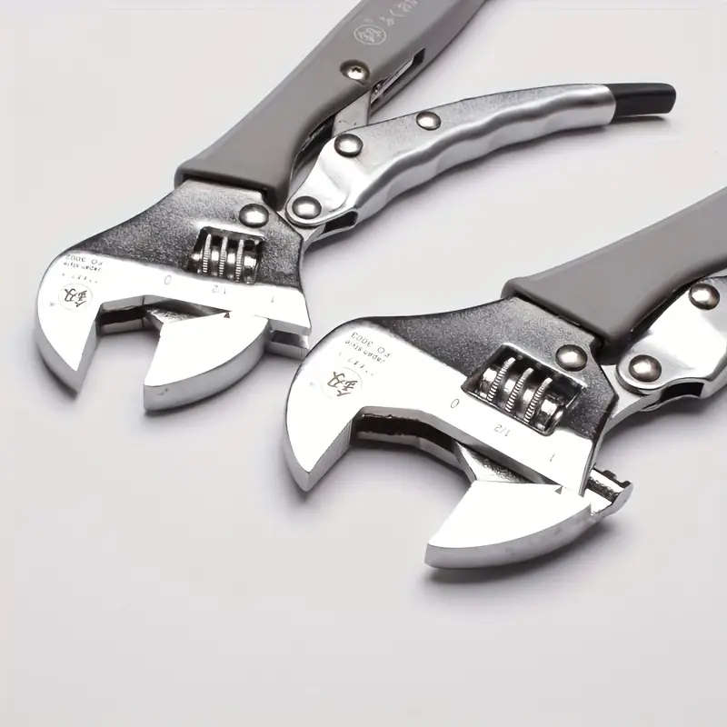 1 Piece Multi-Size Adjustable Wrench