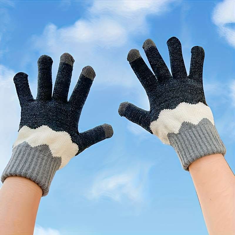 1 Pair Green Warm Gloves