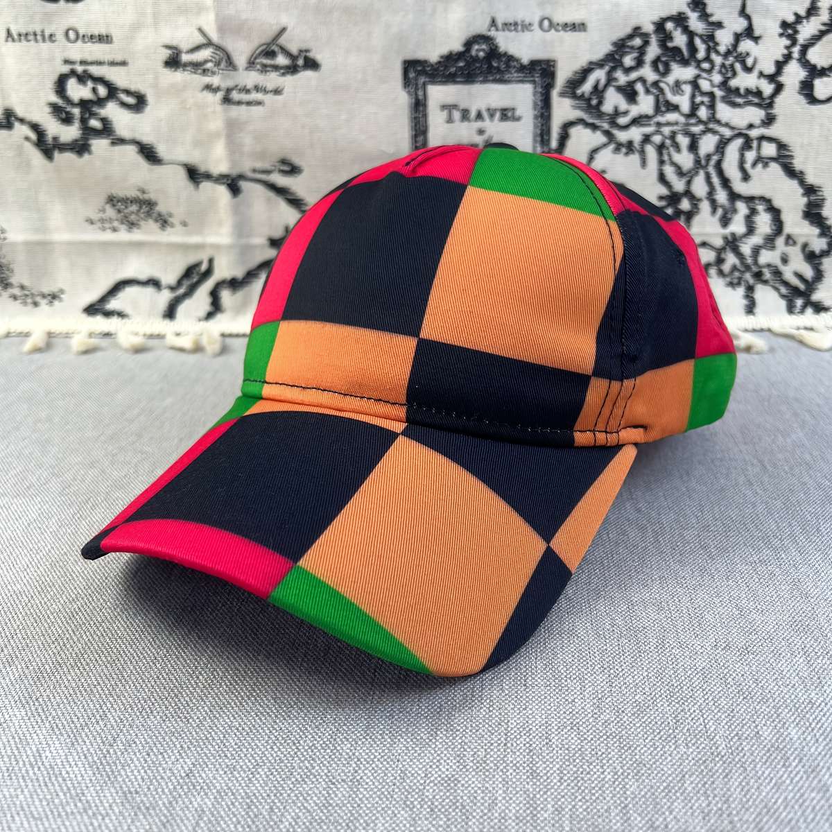 Classic Checkered Pattern Baseball Cap 100% Polyester Adjustable Breathable Lightweight