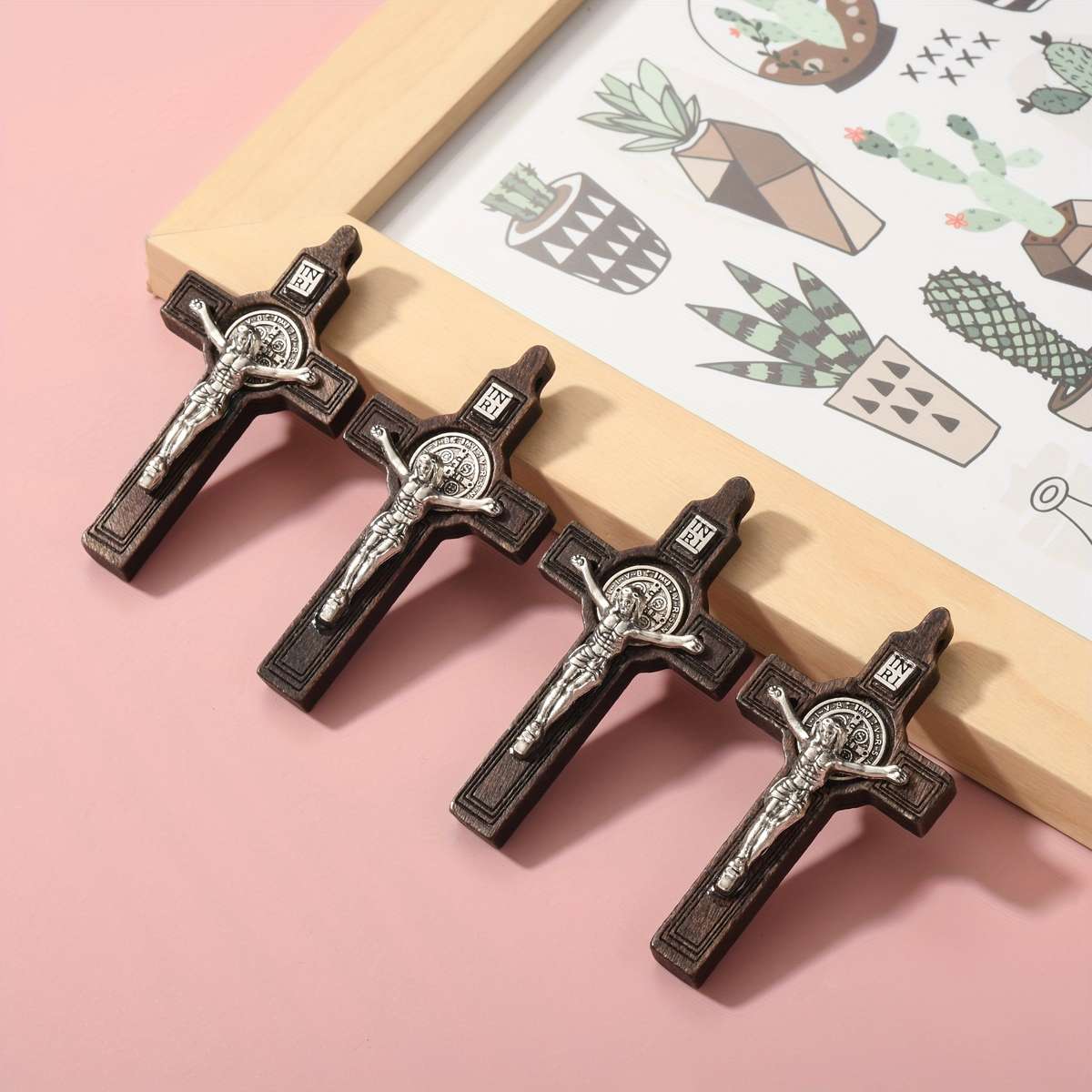 1 Piece Light Brown Jesus Theme Pendant