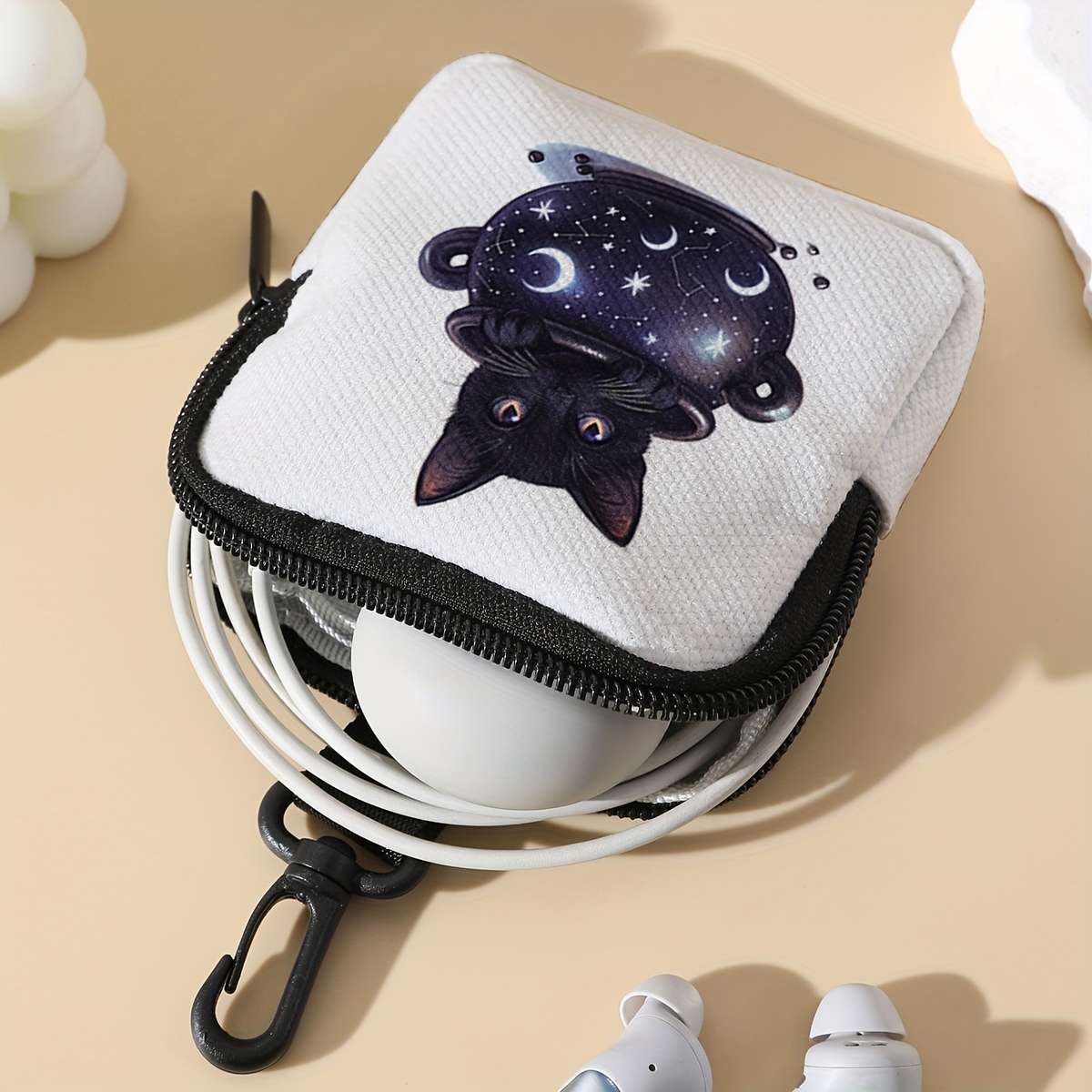 Contemporary Moon Jar Kitten Polyester Coin Wallet Large Capacity Zippered Digital Print S