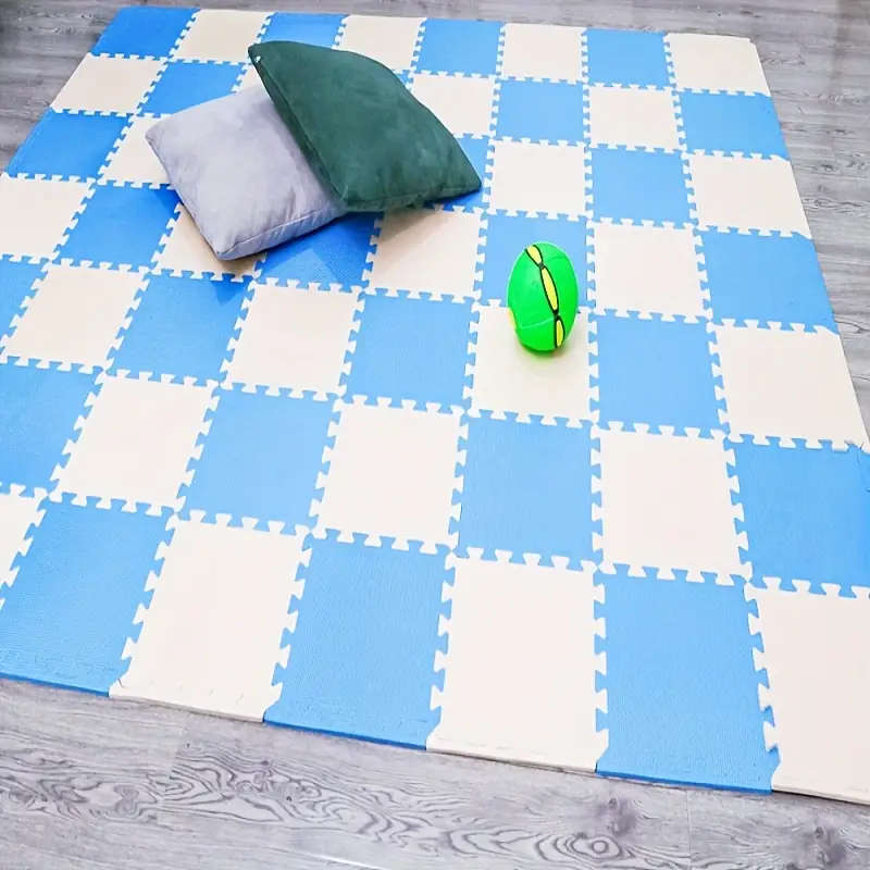 14 Square Foam Tiles