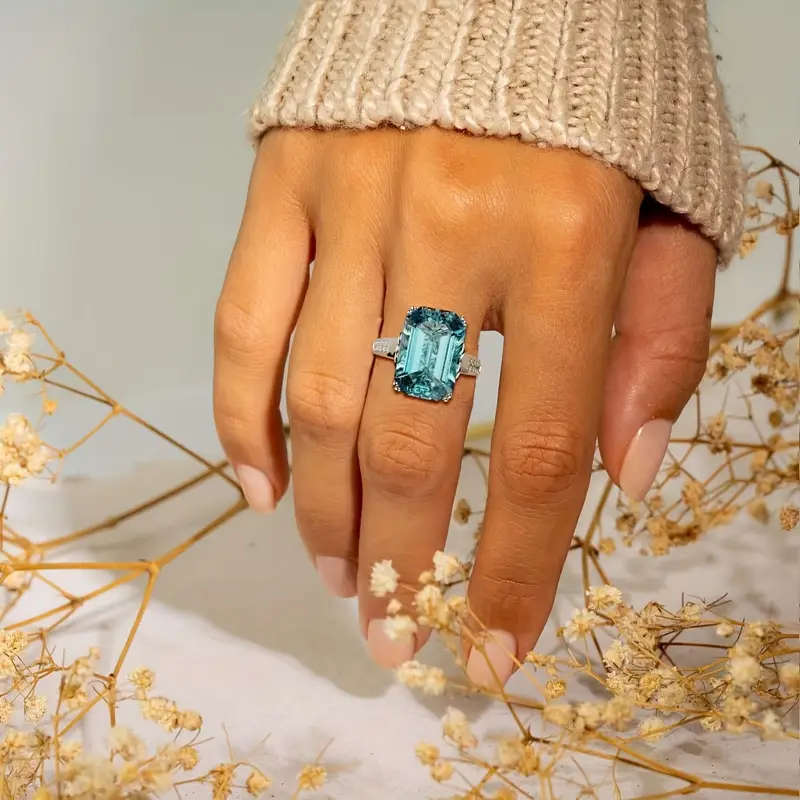 Elegant Green Cubic Zirconia Ring, Fashion Cut Square Shape