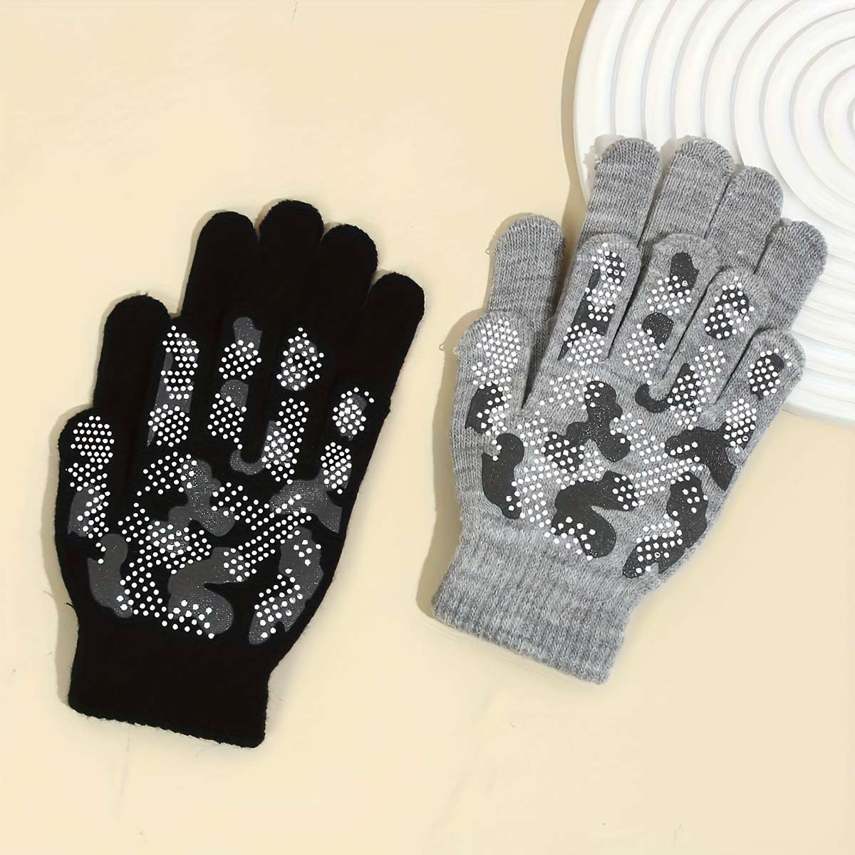 1 Pair Black Color Gray Warm Gloves