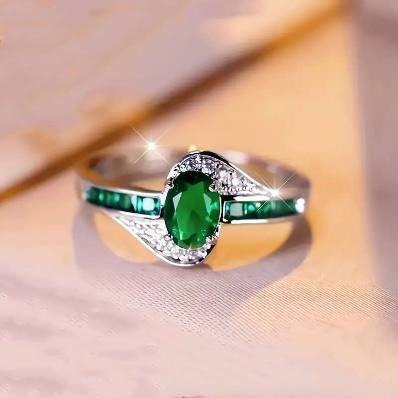 Stunning 925 Sterling Silver Ring Adorned with Sparkling Cubic 3A Zirconia