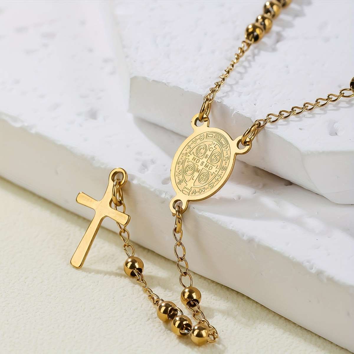 1 Piece Golden Add Silvery Jesus Theme Pendant