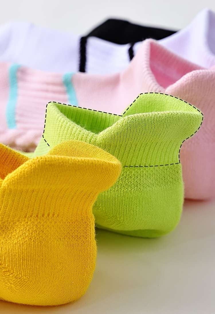 7 Pairs Color Mixes High Elastic Socks