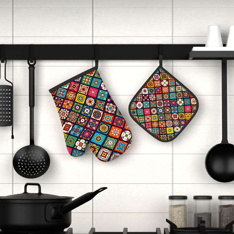 2pcs Floral Pattern Oven Mitts and Potholders Set Heat Resistant Polyester Kitchen Accessories