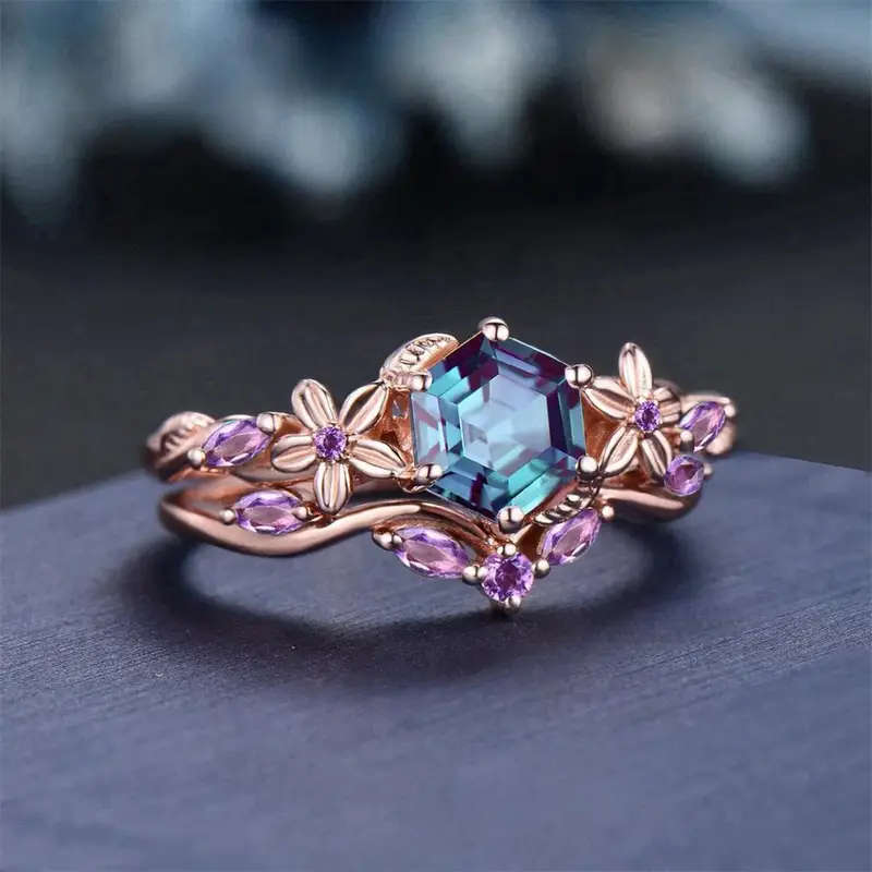 Beautifull Flower Vine Ring