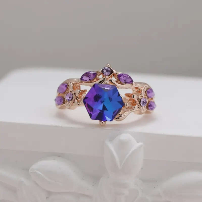 Beautifull Flower Vine Ring