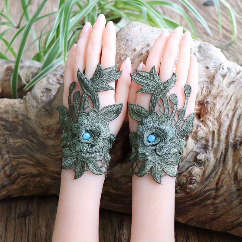 1 Pair Pink Floral Lace Fingerless Gloves