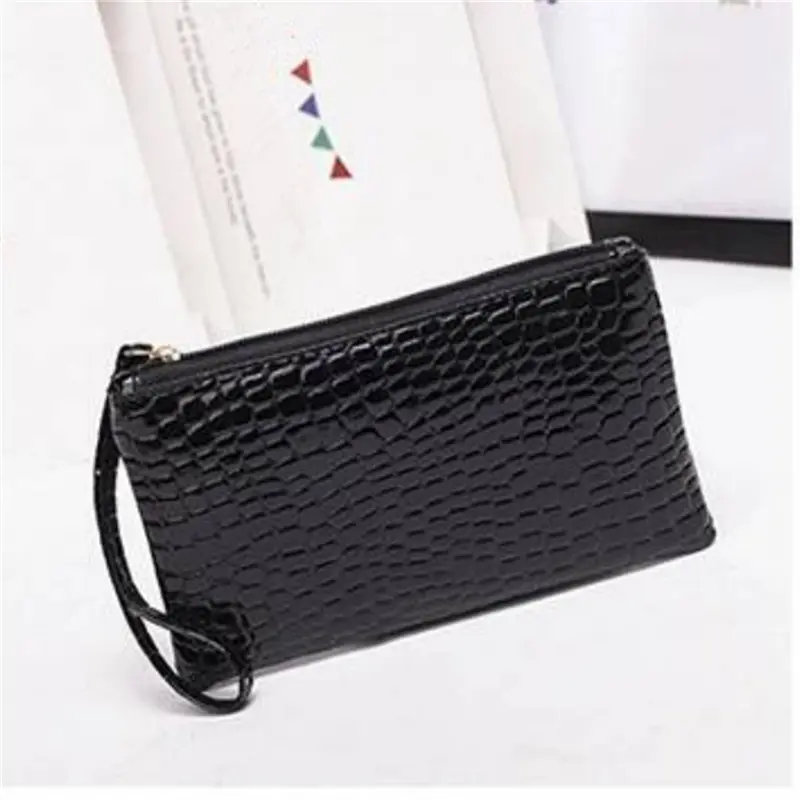 Women's Faux Leather Coin Purse, Clutch Wristlet with Crocodile Pattern