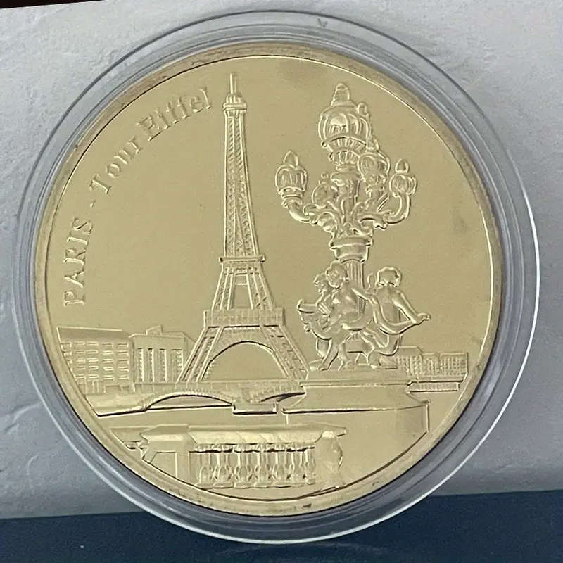 Paris Eiffel Tower Commemorative Replica Coin with Capsule