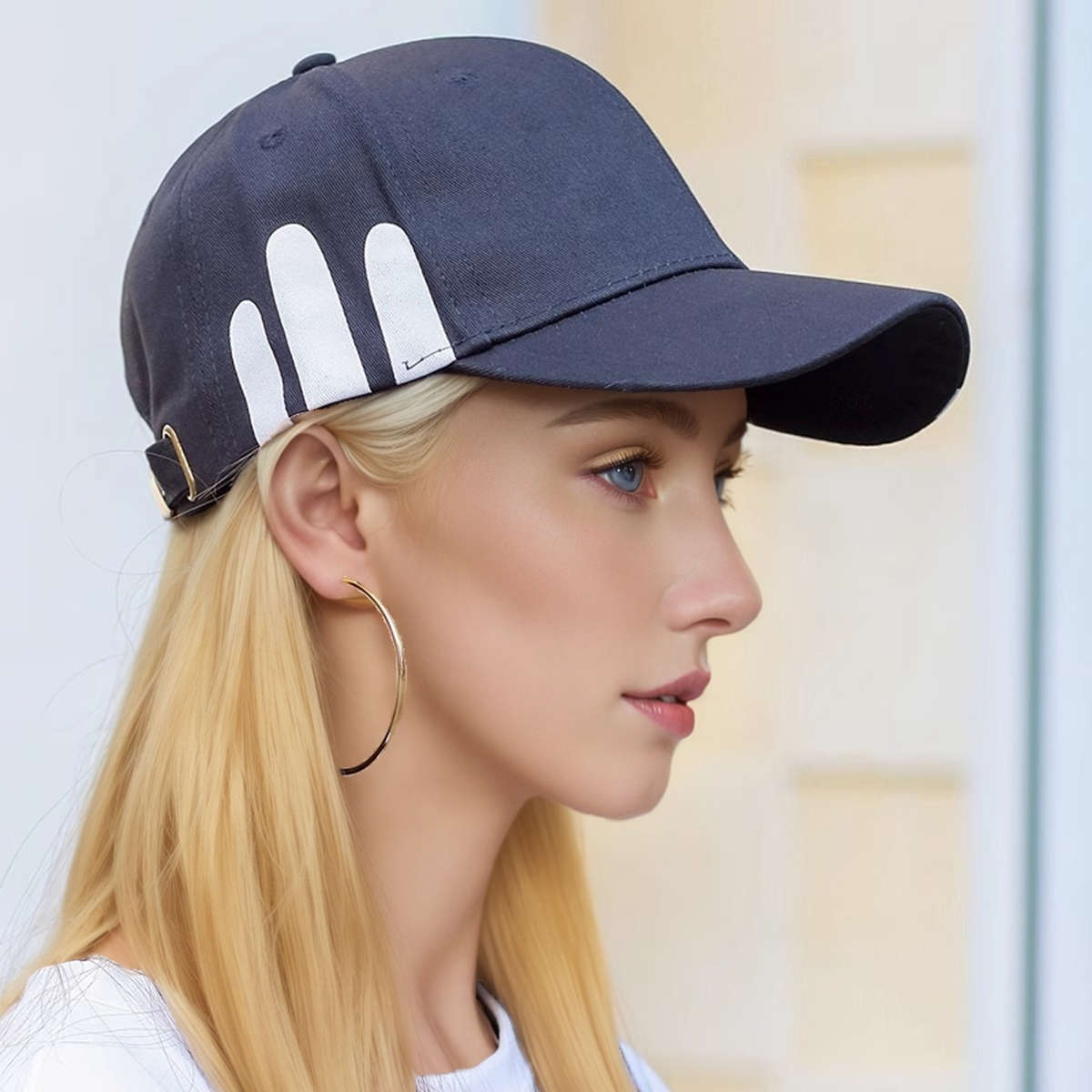 Fashion Stripe Casual Baseball Cap