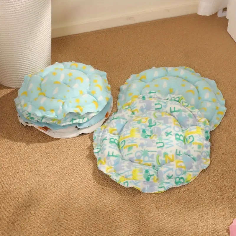 Comfy Pumpkin Themed Pet Bed Small Size