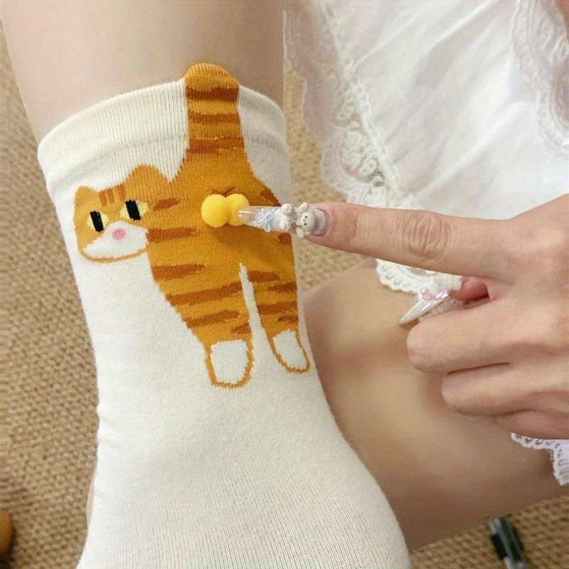 4 Pairs In Random Colors One Size High Elastic Socks