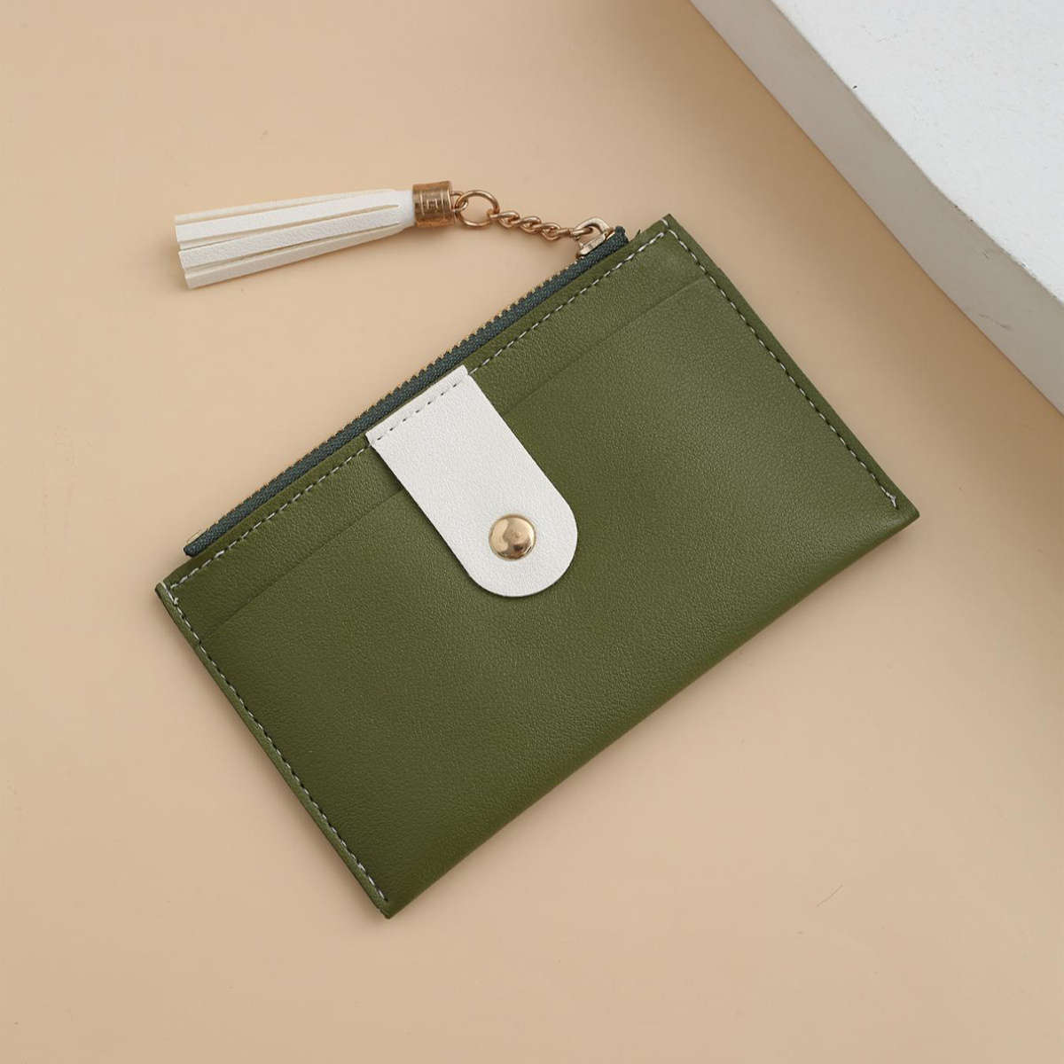 Sleek Black Zipper Card Holder