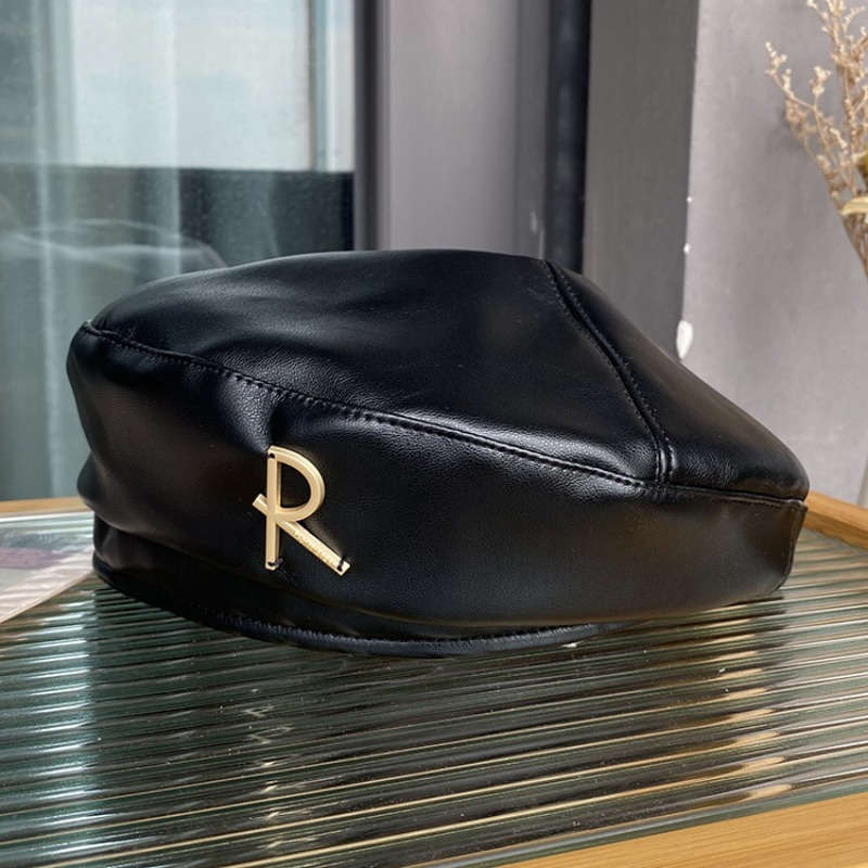 1pc Men'S Women'S Stylish Black White Letter R Beret Hat Lightweight Polyester Vintage-In