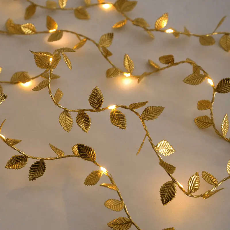 3-meter/30 LED Golden Leaf Floral Wreath String Lights