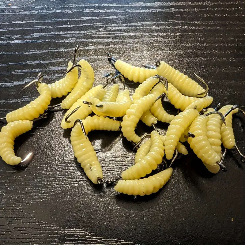 12 Piece Premium Rubber Worm Bait Set