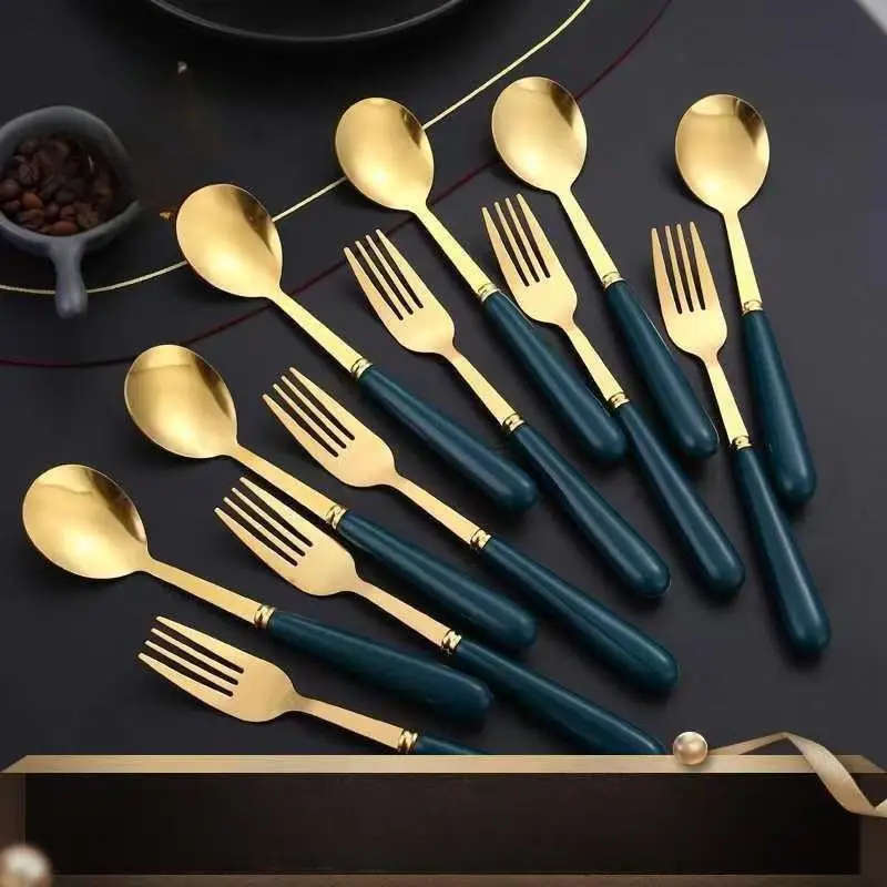 8 Piece Stainless Steel Long Handle Spoon Set