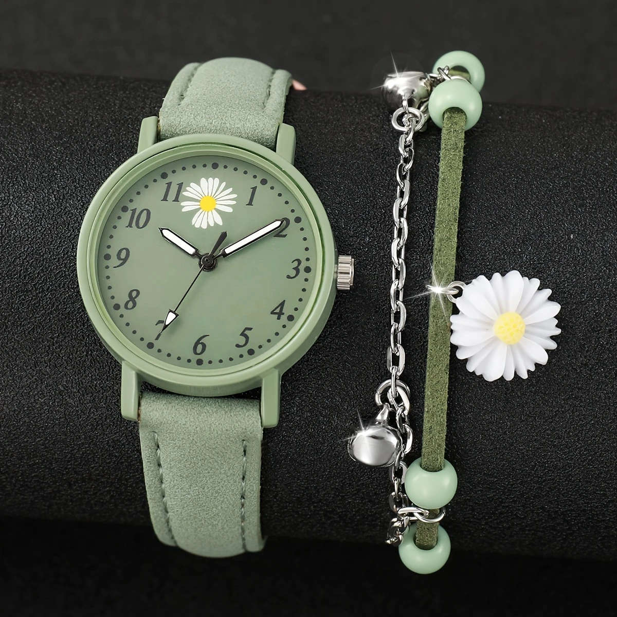 2pcs Set Women's Fashion Fresh Green Digital Flower Dial Quartz Watch Bracelet Without Watch Box Col