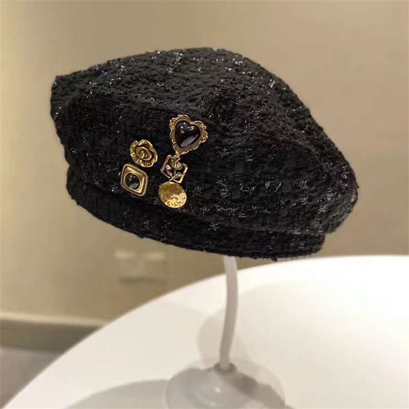 1pc Elegant Women'S Beret Hat with Decorative Badges Polyester Stripe Craftsmanship Packable I