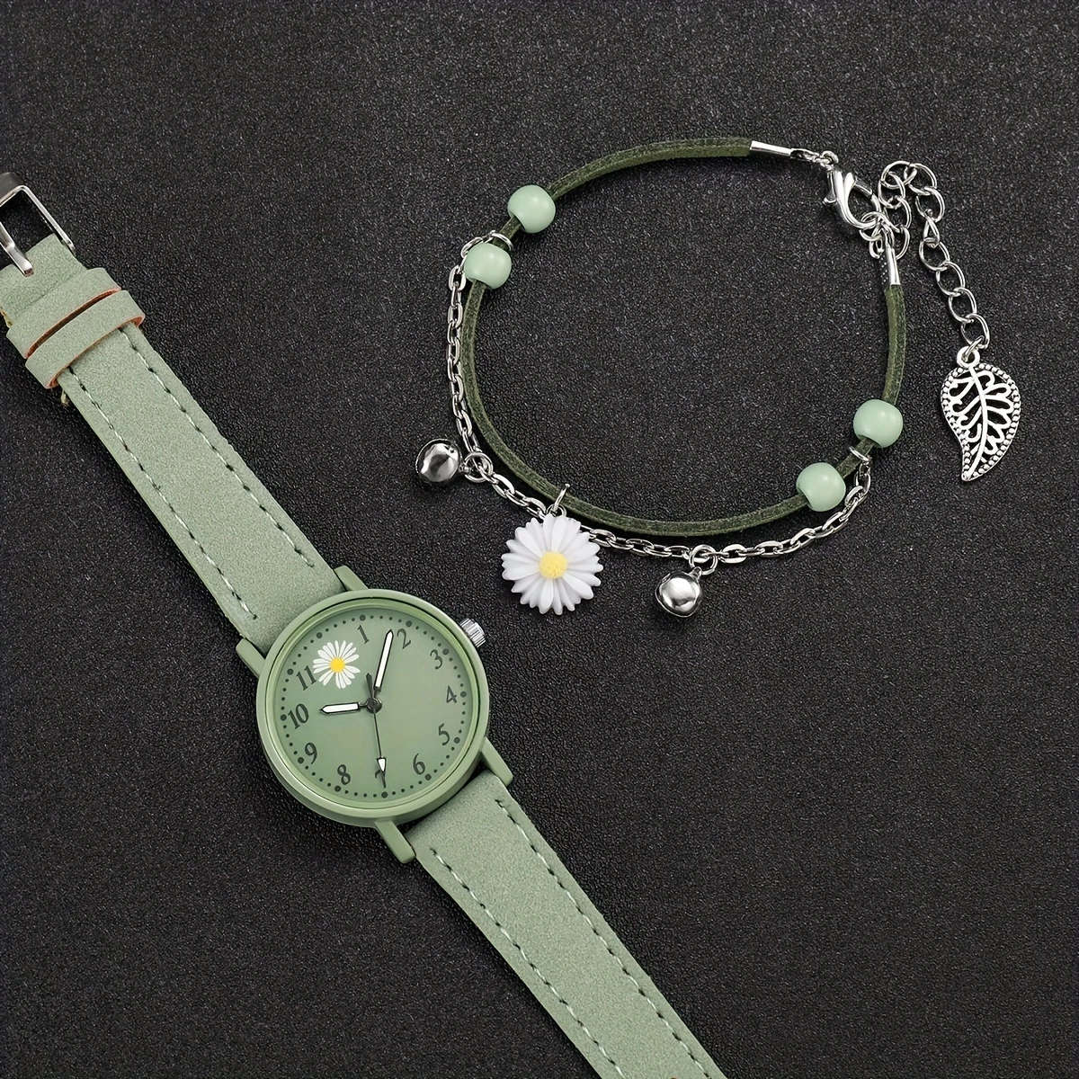 2pcs Set Women's Fashion Fresh Green Digital Flower Dial Quartz Watch Bracelet Without Watch Box Col