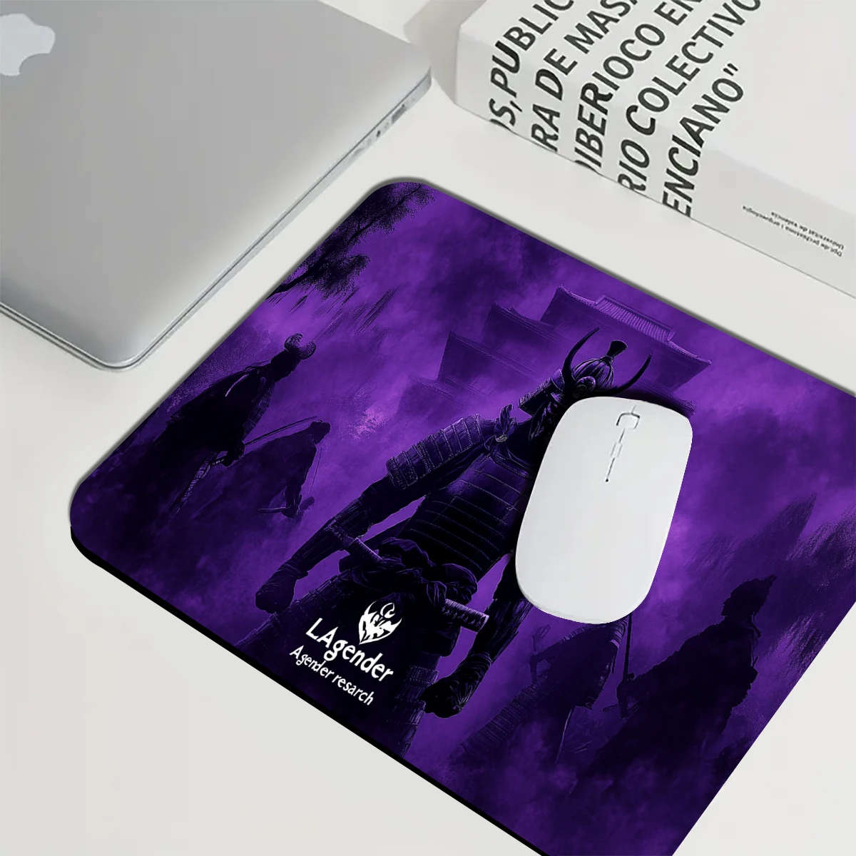 21x26cm Gaming Mouse Pad Japanese Samurai Design Purple Samurai Artwork Non-Slip Rubber Base