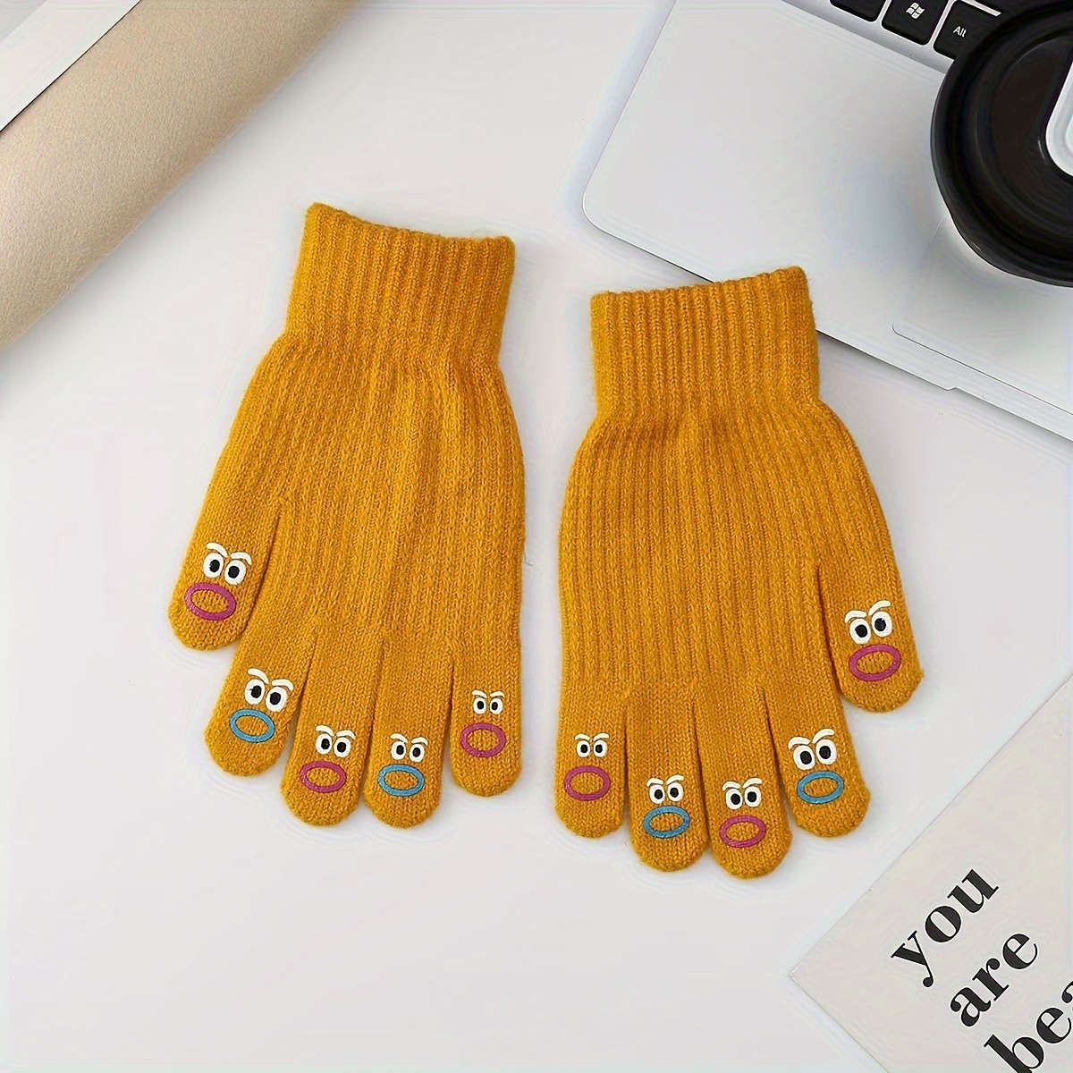 1 Pair Yellow Warm Gloves