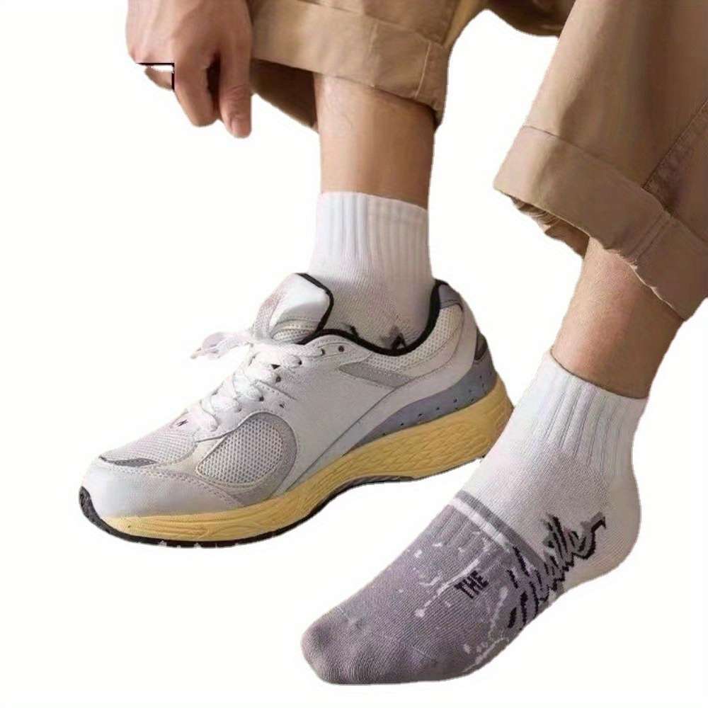 6 Pairs Of Random Mixed Colors One Size High Elastic Socks