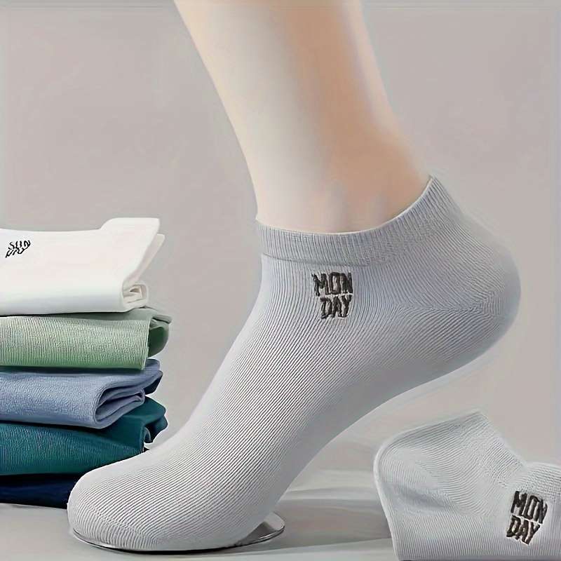 7 Pairs Of Mixed Colors One Size High Elastic Socks