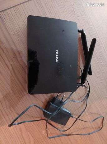 TP-LINK MR200 4G LTe router - It take a sim card