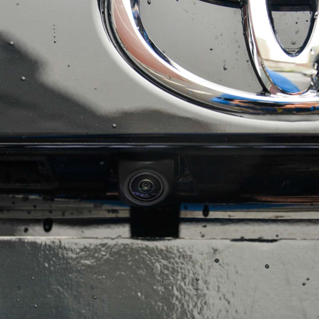 720540 Effective Pixel PAL 50HZ / NTSC 60HZ CMOS II Universal Waterproof Car Rear View Camer