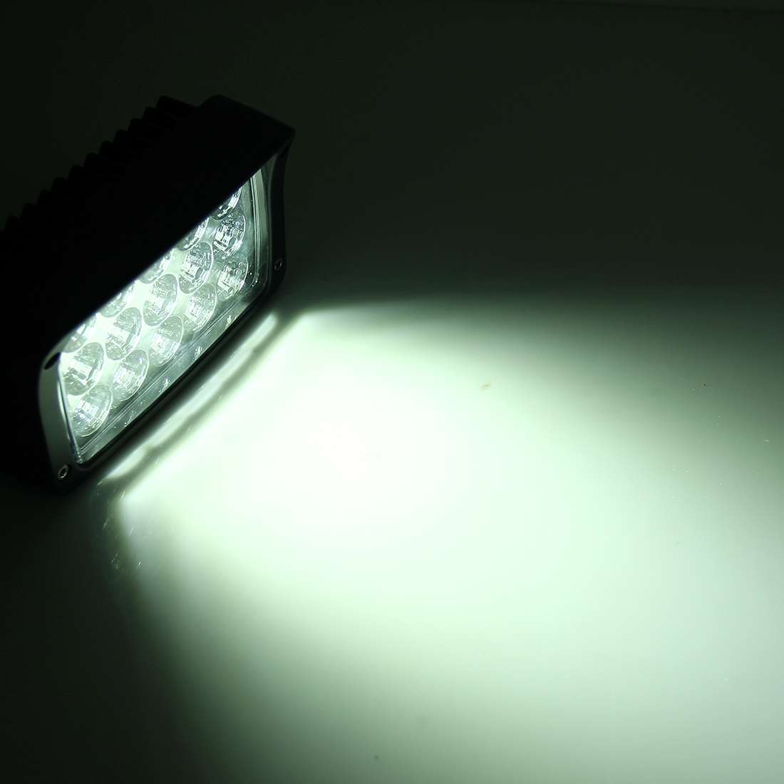 DC 10-60V 45W 2500LM 6000K Waterproof Vehicle Car Boat Marine External Work Ligh ... (White Light)