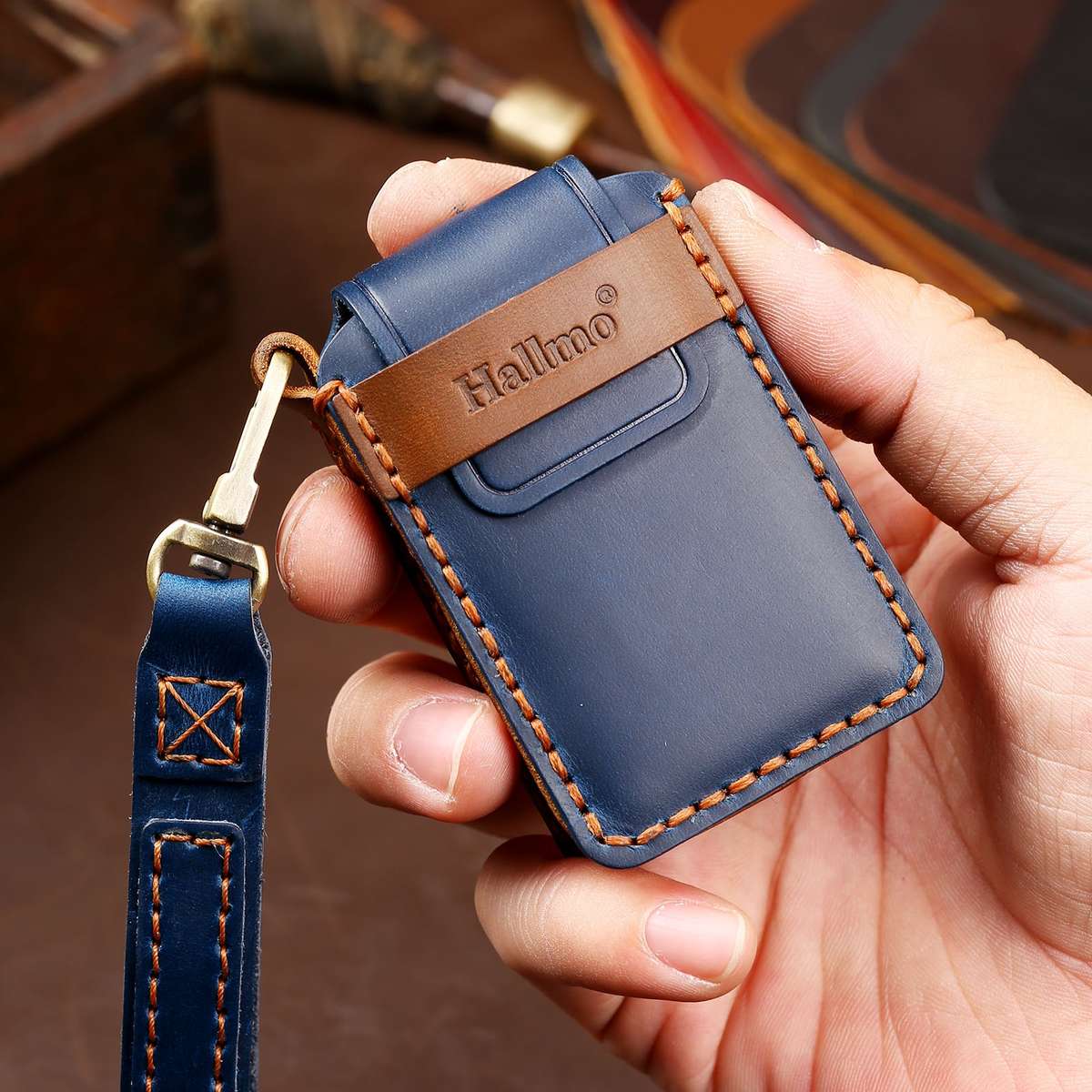 Hallmo Car Cowhide Leather Key Protective Cover Key Case for Volvo 6-button(Black)