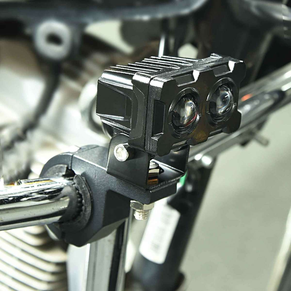 ZH-1583A1 External Waterproof Double Lamp Bead LED Headlight Square Dragon Button Type