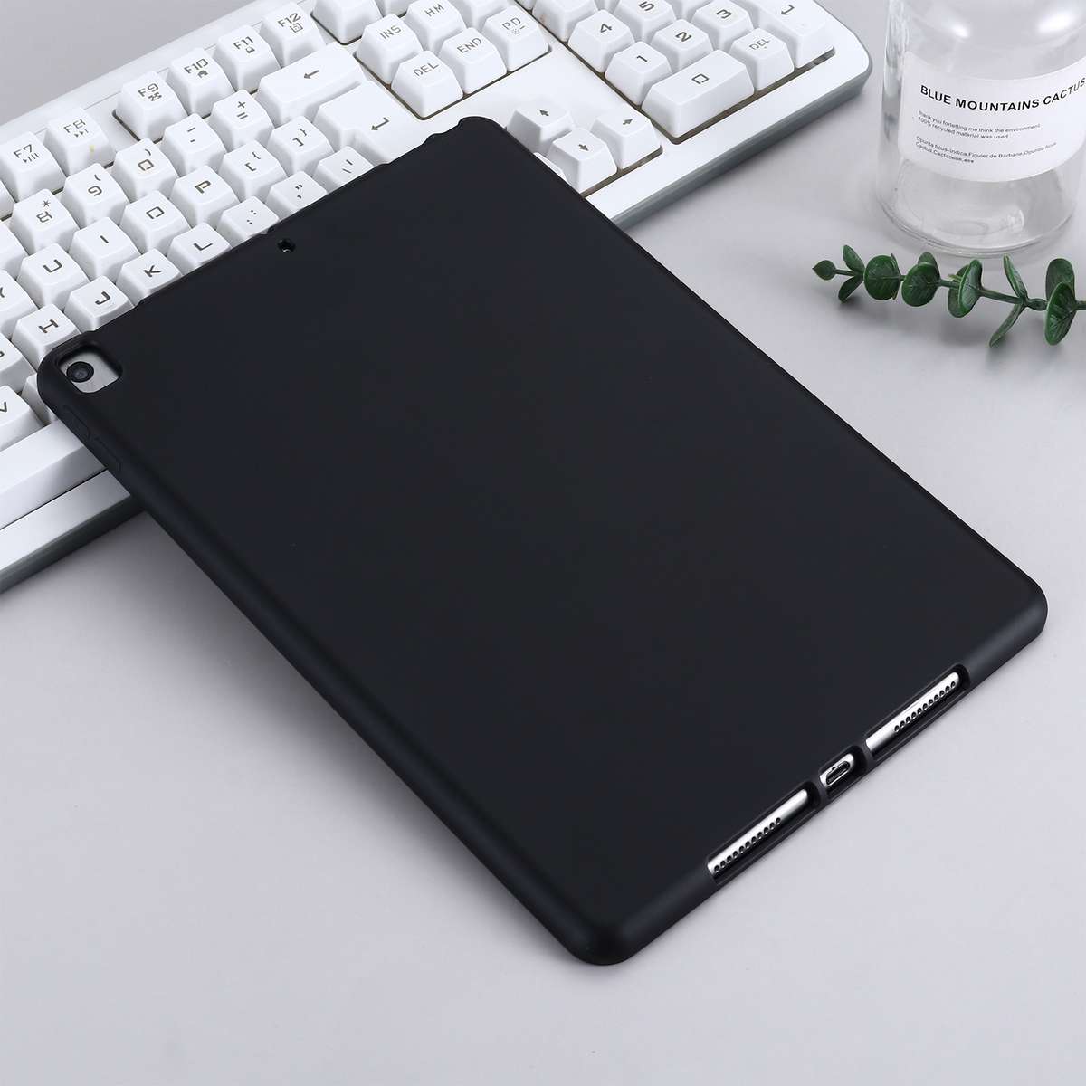 Solid Color Liquid Silicone Dropproof Full Coverage Protective Case For iPad 10.2 2019 ... (Black)
