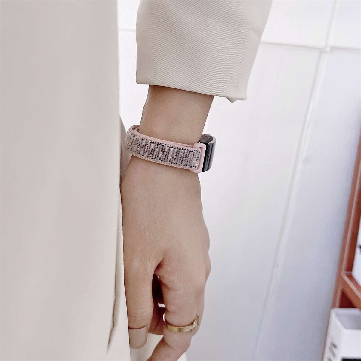 For Fitbit Inspire 2 Nylon Loop Strap Watch Band(Pink)