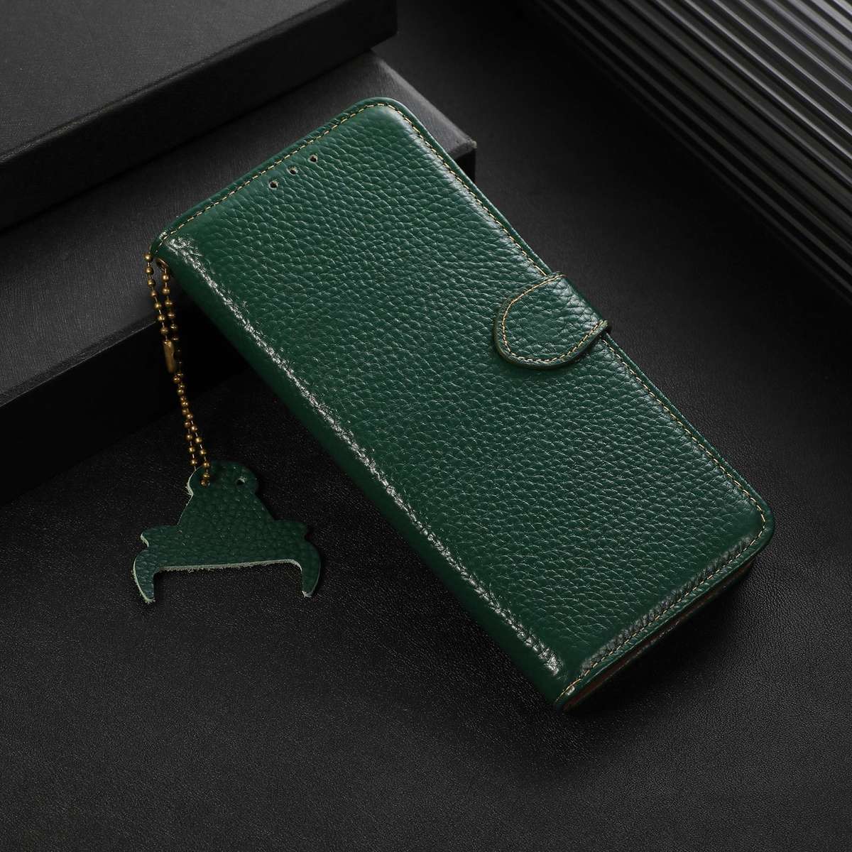 For Redmi K90/Poco F8 Pro Genuine Leather Litchi Texture RFID Leather Phone Case(Green)
