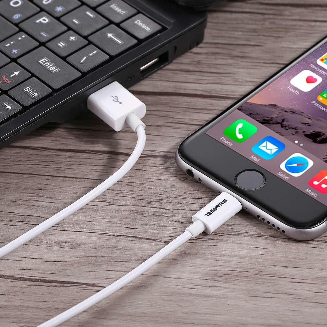 2 PCS HAWEEL 1m 2.4A 8 Pin USB Data Sync Charging Cable Kits