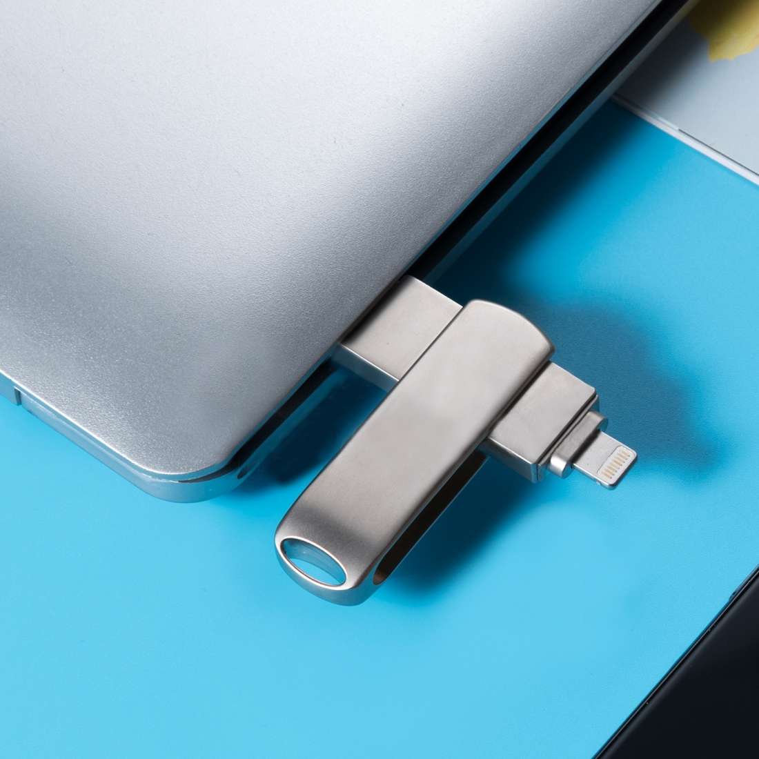 Richwell 3 in 1 128G Micro USB + 8 Pin + USB 3.0 Metal Rotating Push-pull Flash Disk ... (Silver)