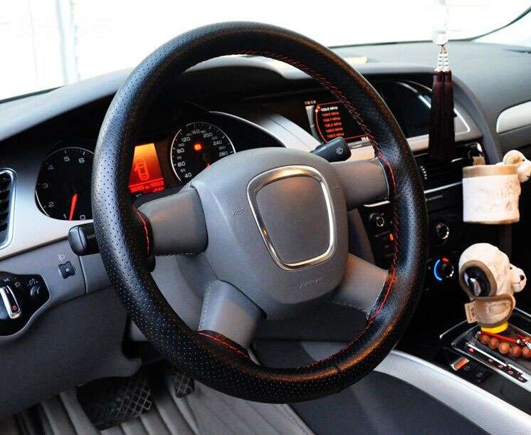 Leather Steering Wheel Cover With Needle and Thread, Size: 54x10.5cm (Black)