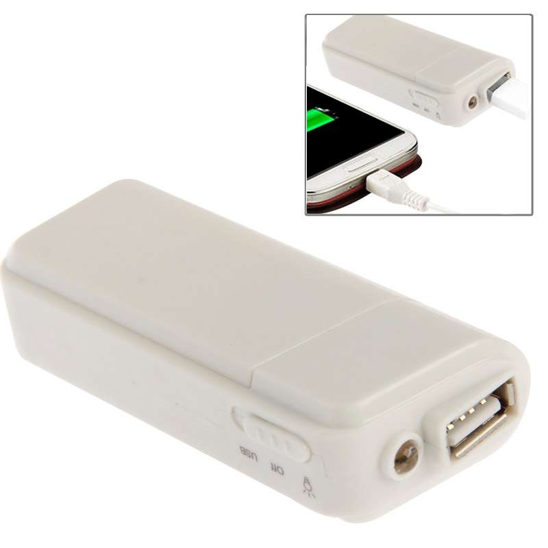 AA Batteries Emergency USB Charger with Flashlight(White)
