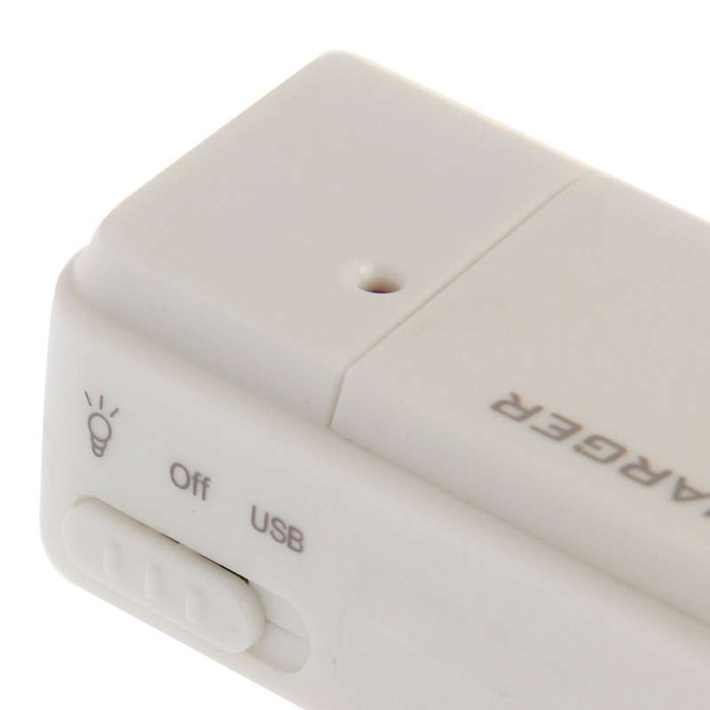 AA Batteries Emergency USB Charger with Flashlight(White)